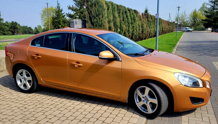 Volvo S60 cena 36900 przebieg: 155000, rok produkcji 2011 z Wolsztyn małe 106